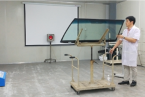 公司積極引進(jìn)專業(yè)人才和新技術(shù)，目前已擁有數(shù)條熟練的專業(yè)生產(chǎn)線